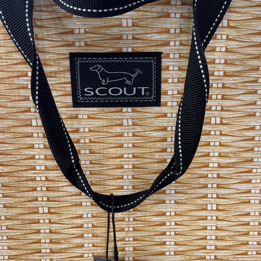 Scout Woven pattern Tote NWT